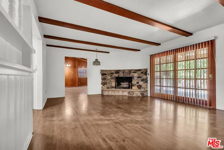 9322 Lasaine Avenue, Los Angeles, California 91325