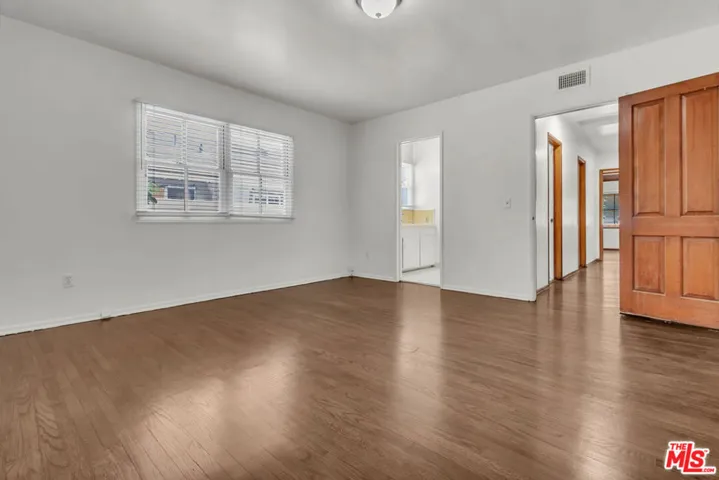 9322 Lasaine Avenue, Los Angeles, California 91325