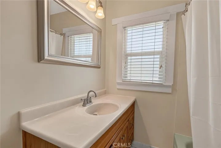 3660 Linwood, Riverside, California 92506