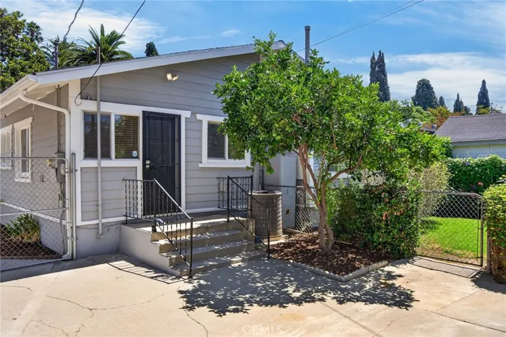 3660 Linwood, Riverside, California 92506