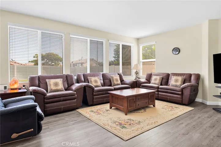 12388 Falena, Victorville, California 92392
