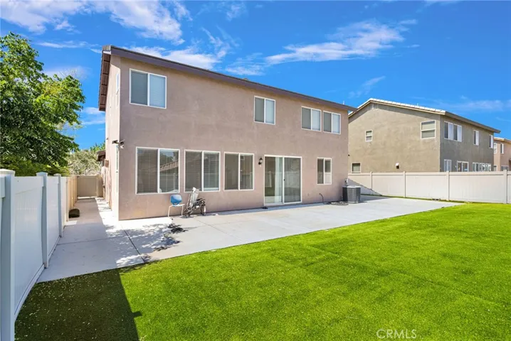 12388 Falena, Victorville, California 92392