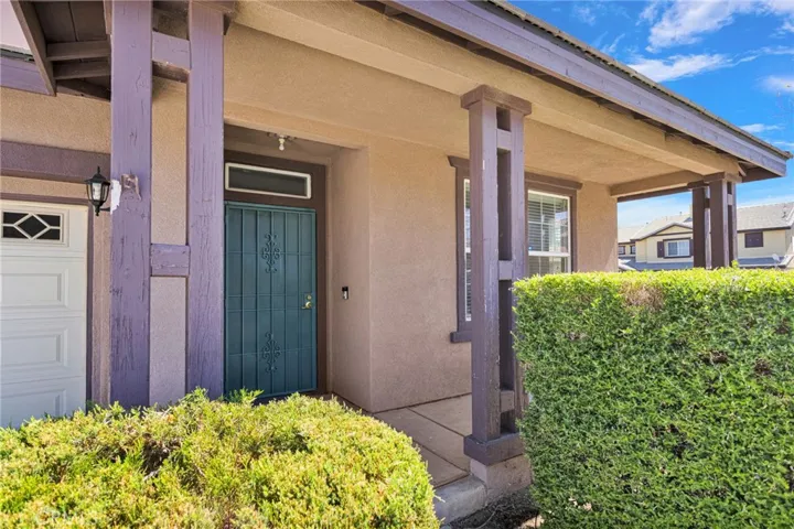 12388 Falena, Victorville, California 92392