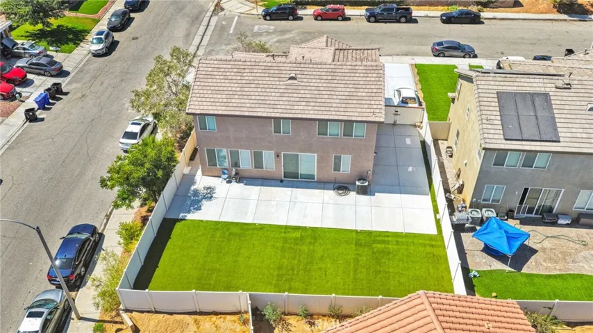 12388 Falena, Victorville, California 92392