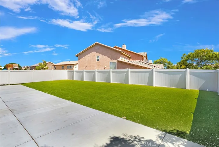 12388 Falena, Victorville, California 92392