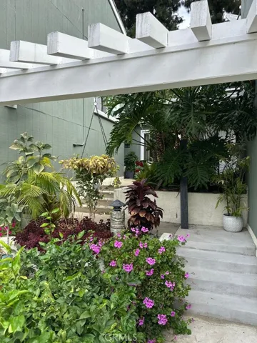 872 Bear Creek#7, Costa Mesa, California 92626