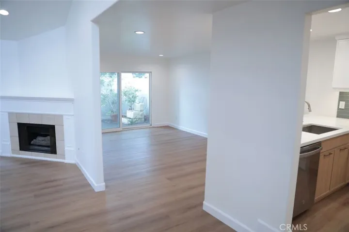 872 Bear Creek#7, Costa Mesa, California 92626