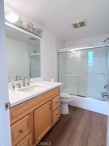 872 Bear Creek#7, Costa Mesa, California 92626