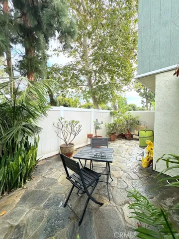 872 Bear Creek#7, Costa Mesa, California 92626