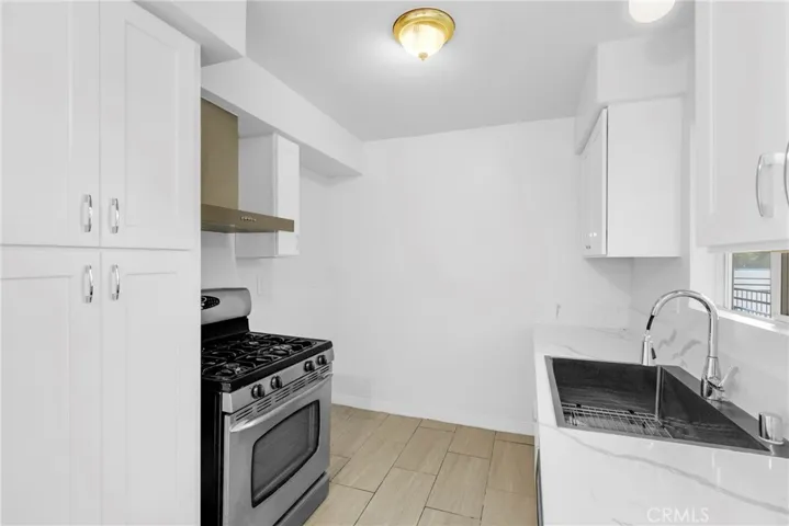 6339 Morse 202, North Hollywood, California 91606