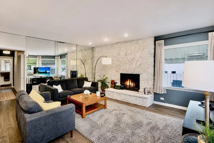 1968 70 Pacific Beach Drive, San Diego, California 92109