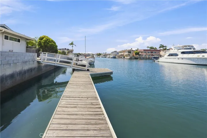 16601 Peale, Huntington Beach, California 92649
