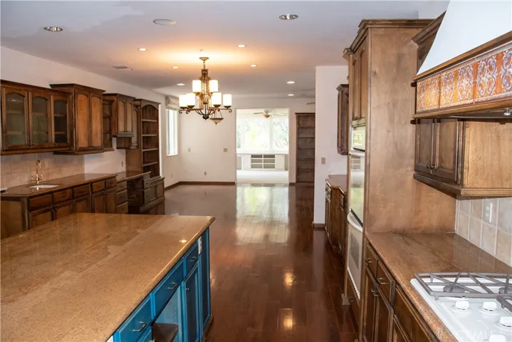1632 Halsey Street, Redlands, California 92373