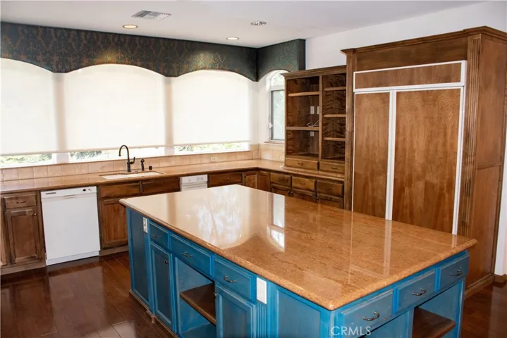 1632 Halsey Street, Redlands, California 92373