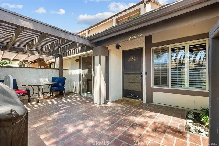 24644 Golfview Drive, Valencia, California 91355