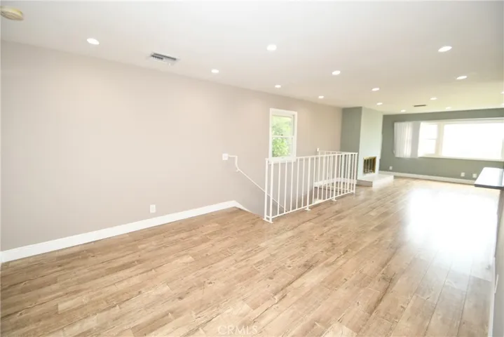 644 Atkins Drive, Glendale, California 91206