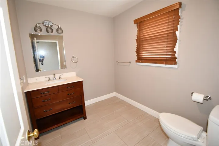 644 Atkins Drive, Glendale, California 91206