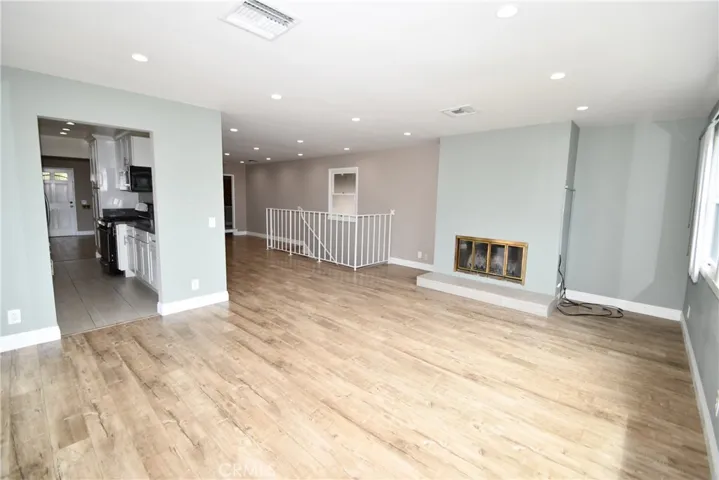 644 Atkins Drive, Glendale, California 91206