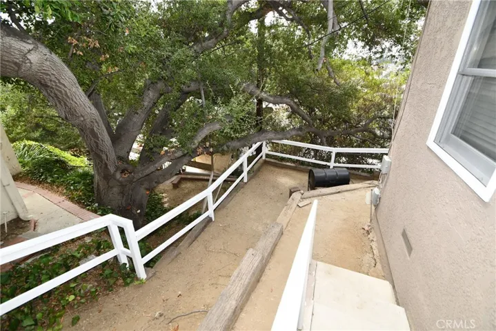 644 Atkins Drive, Glendale, California 91206