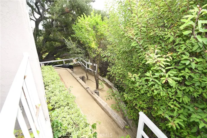 644 Atkins Drive, Glendale, California 91206