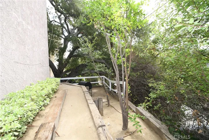 644 Atkins Drive, Glendale, California 91206