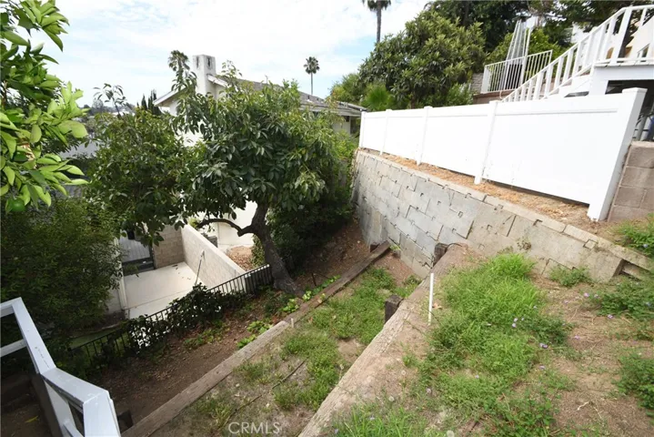 644 Atkins Drive, Glendale, California 91206