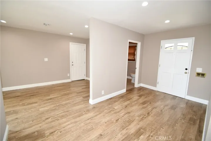 644 Atkins Drive, Glendale, California 91206