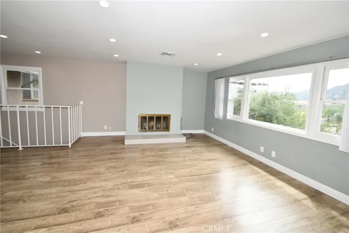 644 Atkins Drive, Glendale, California 91206
