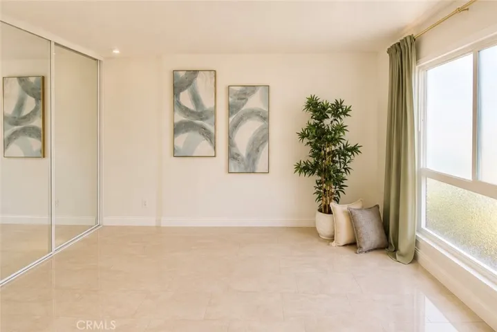 2827 S Fairview Street G, Santa Ana, California 92704