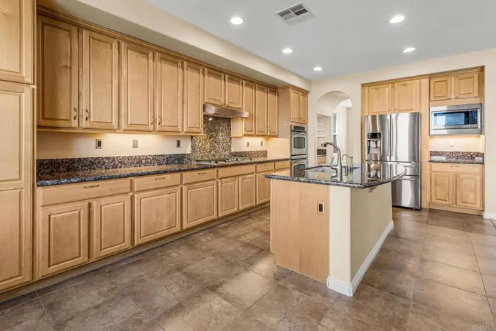 851 Antilla Way, San Marcos, California 92078