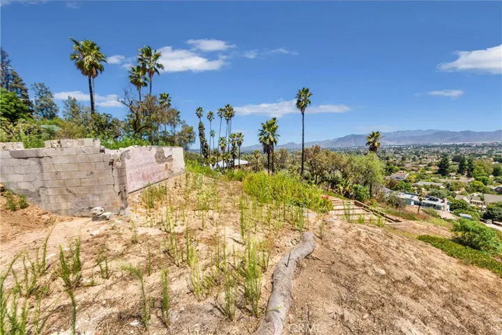 375 W Highland, Camarillo, California 93010