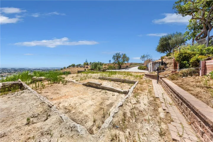 375 W Highland, Camarillo, California 93010