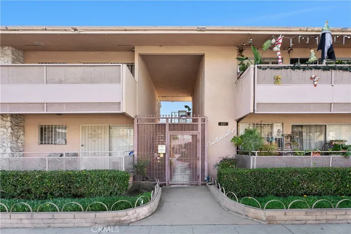 527 Cedar, Long Beach, California 90802