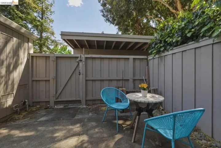 1245 Pine Creek Way, Concord, California 94520