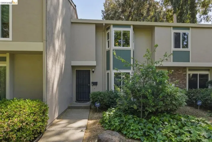 1245 Pine Creek Way, Concord, California 94520
