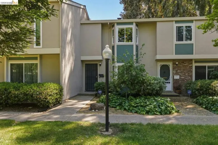 1245 Pine Creek Way, Concord, California 94520