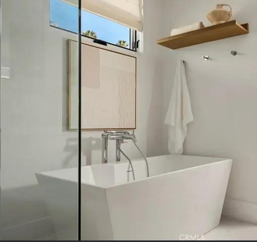 428 Fernleaf, Corona Del Mar, California 92625