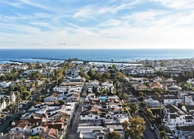 428 Fernleaf, Corona Del Mar, California 92625
