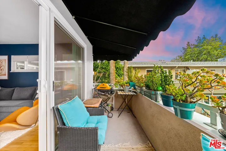 1330 N Crescent Heights Boulevard 16, West Hollywood, California 90046