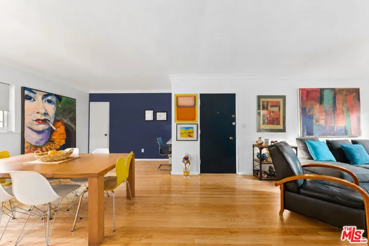 1330 N Crescent Heights Boulevard 16, West Hollywood, California 90046