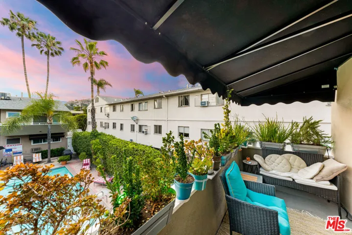 1330 N Crescent Heights Boulevard 16, West Hollywood, California 90046