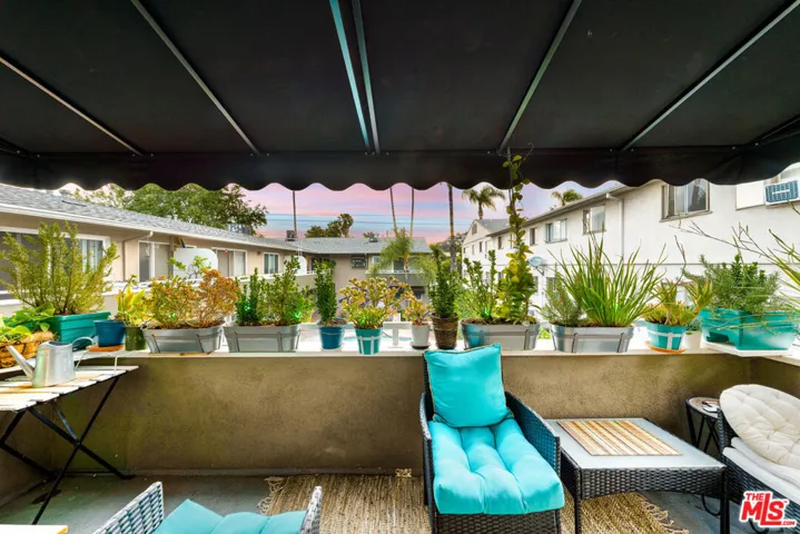1330 N Crescent Heights Boulevard 16, West Hollywood, California 90046