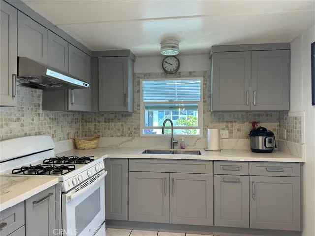4117 W. Mcfadden Spc #412, Santa Ana, California 92704