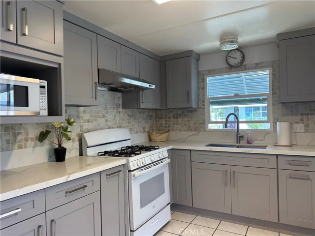4117 W. Mcfadden Spc #412, Santa Ana, California 92704