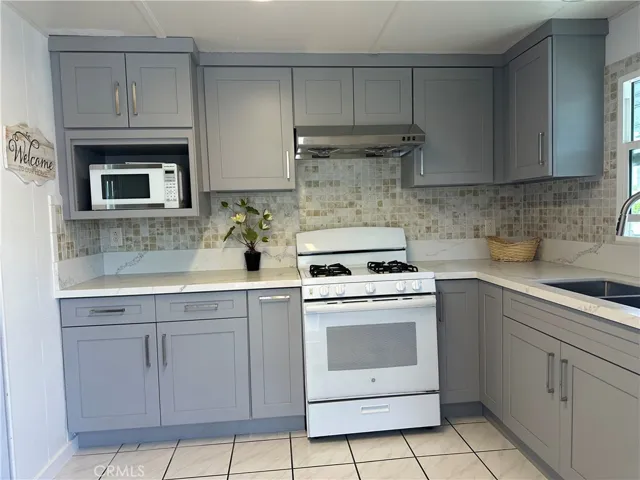 4117 W. Mcfadden Spc #412, Santa Ana, California 92704