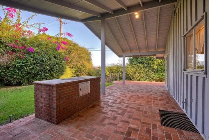 3623 Fenelon, San Diego, California 92106