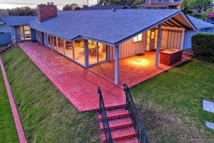 3623 Fenelon, San Diego, California 92106
