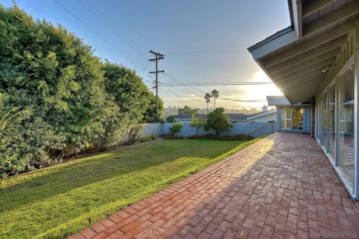 3623 Fenelon, San Diego, California 92106
