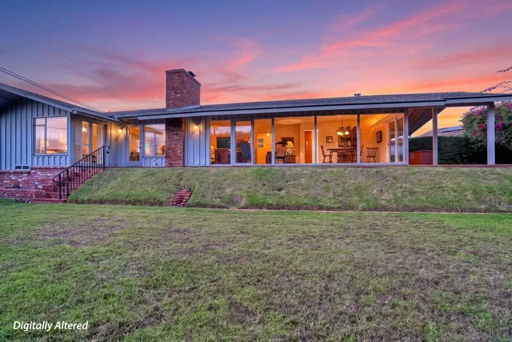 3623 Fenelon, San Diego, California 92106