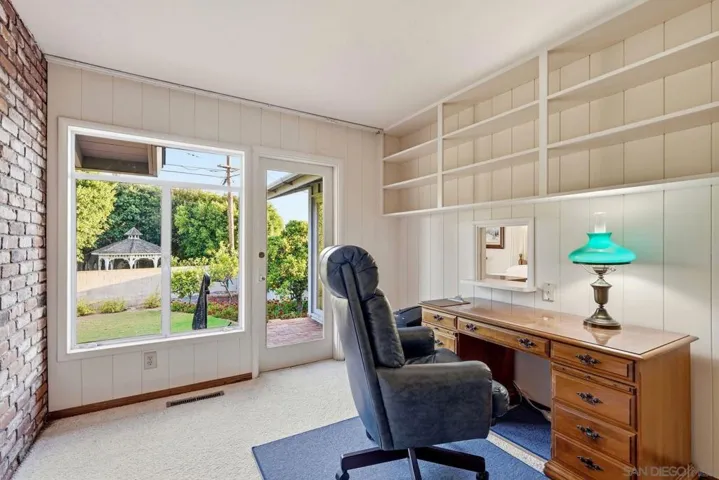 3623 Fenelon, San Diego, California 92106